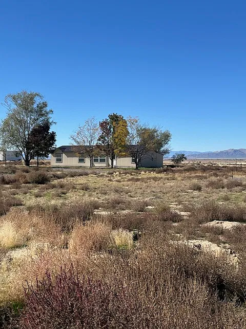 1200 Skyline Boulevard - 1 — Photo 2