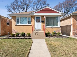 7240 N California Ave, Chicago, IL 60645