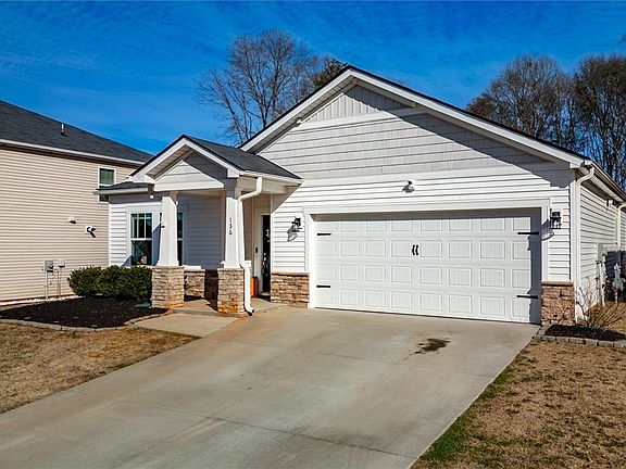 3rd image of 136 Walking Stick Way