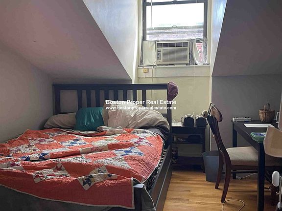 31 Gloucester #PH Boston - Back Bay Unit Photo 4 (1)