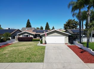 2948 W Country Ave, Visalia, CA 93277