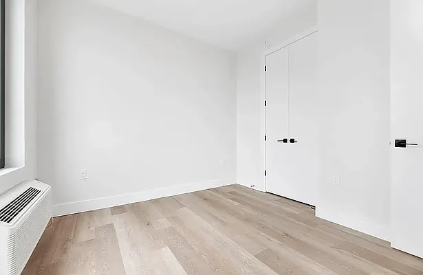 Rented by REAL New York | media 32