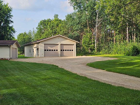 3rd image of W8969 County Road P