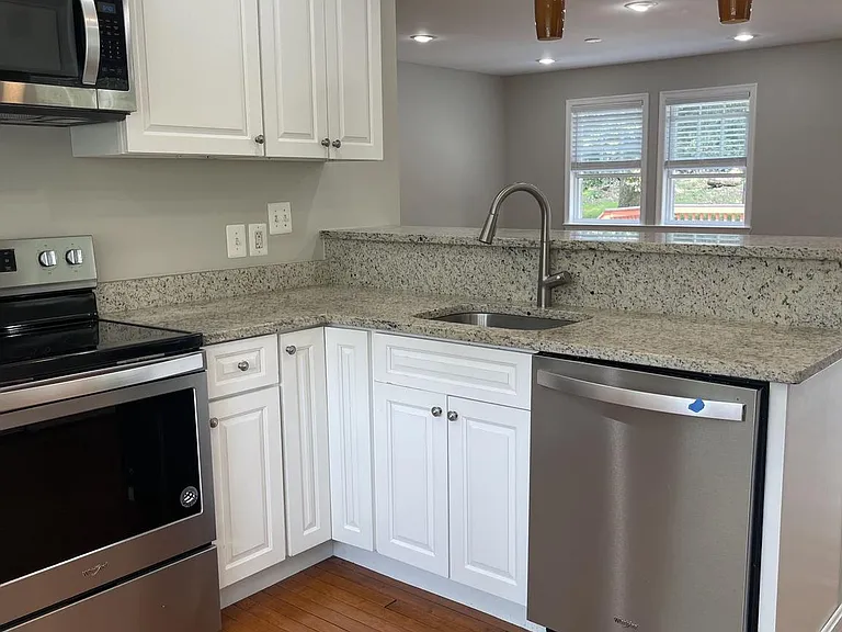 8607 Botley Dr — Photo 3