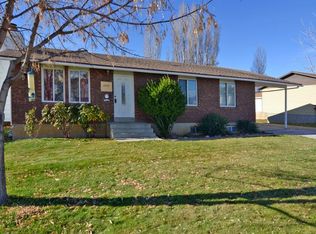 2250 S Main St, Clearfield, UT 84015