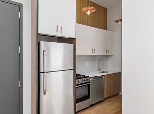 583 Fairview Ave #2L, Ridgewood, NY 11385