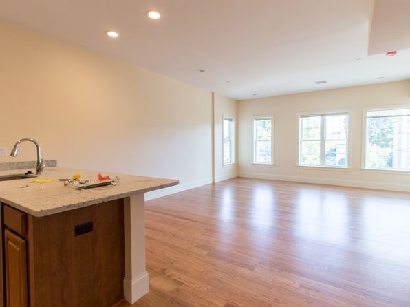 5165 Washington St APT 13