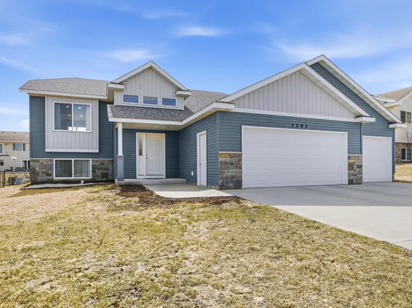 2393 Topaz St, Saint Cloud, MN 56301