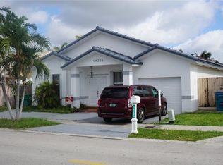 14239 SW 10th St, Miami, FL 33184