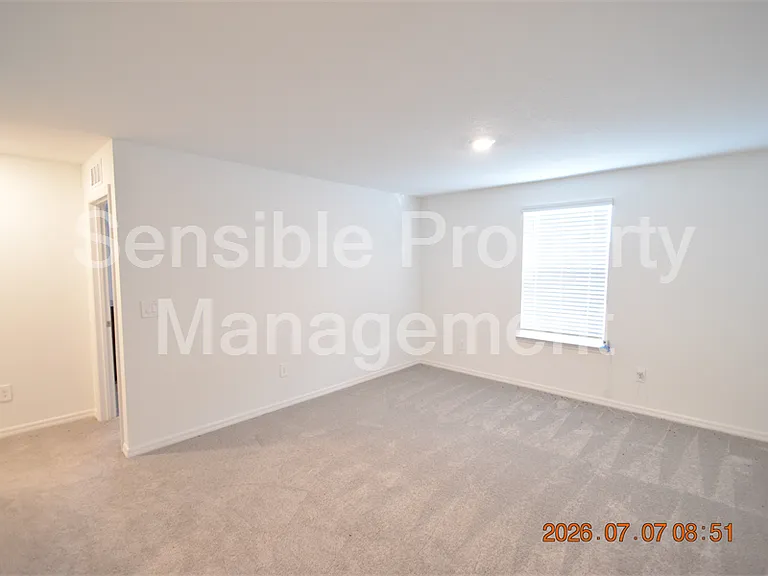 10056 Blazing Saddles Dr — Photo 21