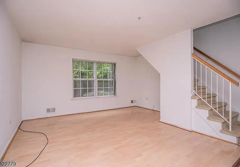55499107A Prestwick Way — Photo 1