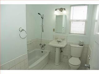 4th image of 1755 Sweetwood Dr