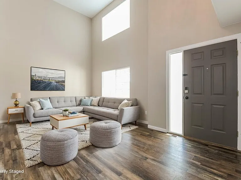 13922 Hudson Way — Photo 6