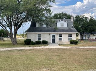 6932 Green Valley Rd, Cibolo, TX 78108