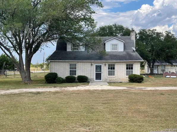 6932 Green Valley Rd, Cibolo, TX 78108