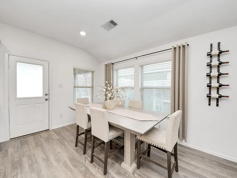 2835 Mistygate Ct — Photo 14