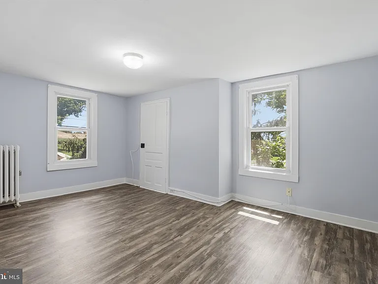 8606 Yellow Springs Rd — Photo 23