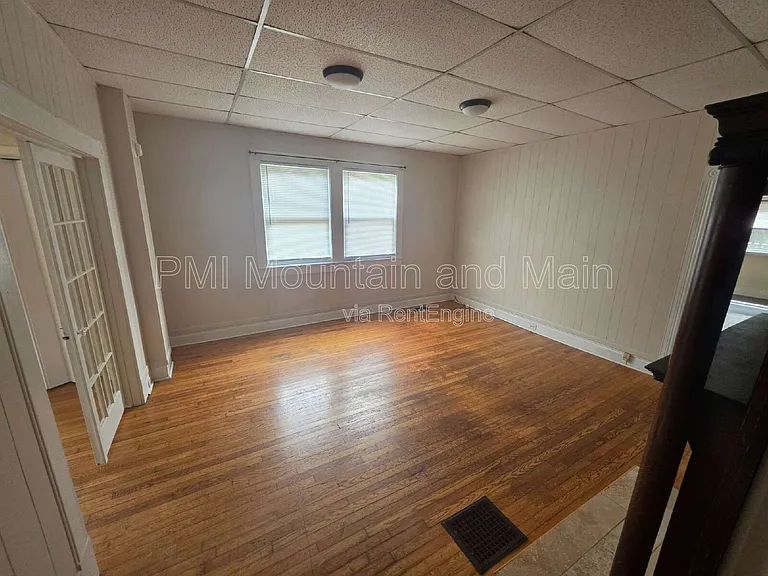 41 Westwood Pl #1 — Photo 4