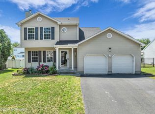 63 Diamond Lane, Howell, NJ 07731