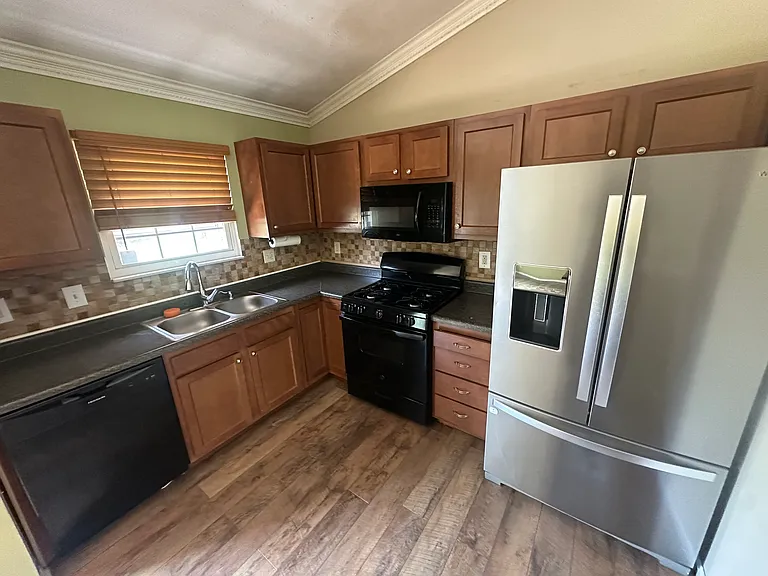 1760 Transparent Ct — Photo 17