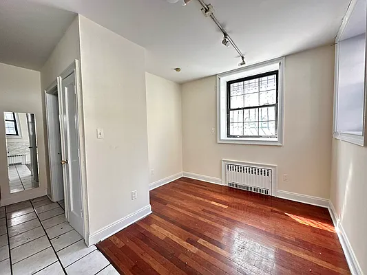 Rented by Gold & Appel Realty Corp | media 11