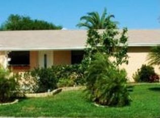 8210 Pinehurst Cir, Tampa, FL 33615