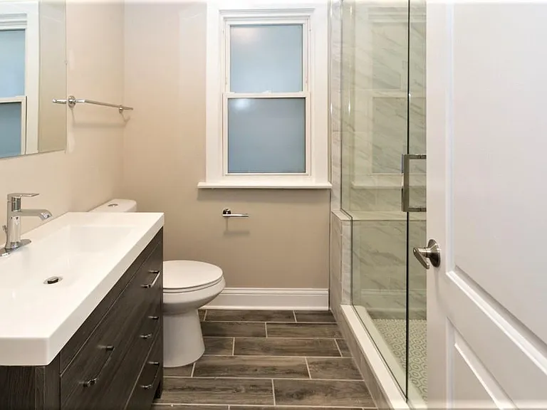 1432 W Farragut Ave #2A — Photo 20