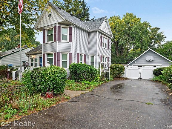3rd image of 499 Allen Ave
