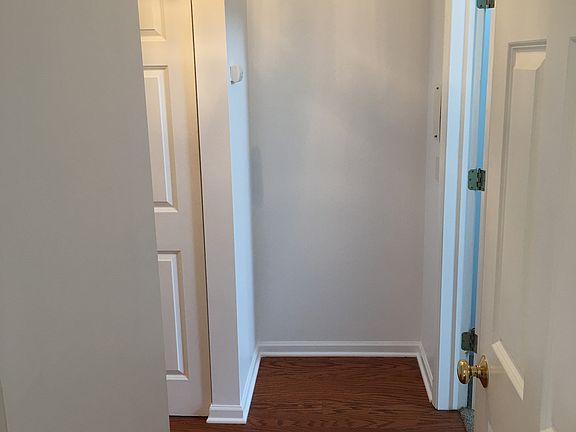5th image of 1111 Burlington Ave Unit 416