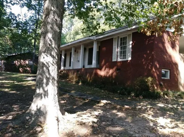 6020 Phillips Dr, Morrow, GA 30260