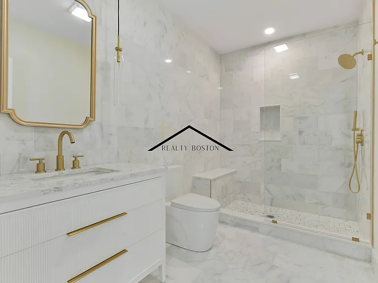 219 Paris St #4 — Photo 10