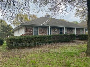 4327 Sterling Ave, Kansas City, MO 64133