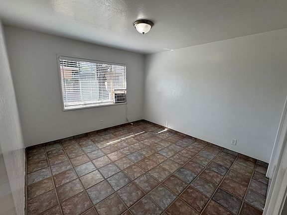 4th image of 1533 21st Ave