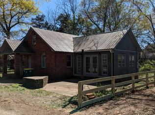 14 Myrtle Ct, Athens, GA 30606