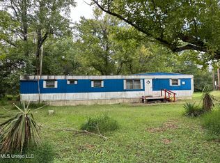 1112 S Red Banks Rd, Holly Springs, MS 38635