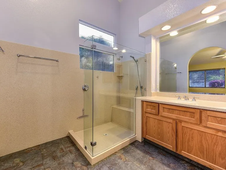 104 Estabrook Way — Photo 8