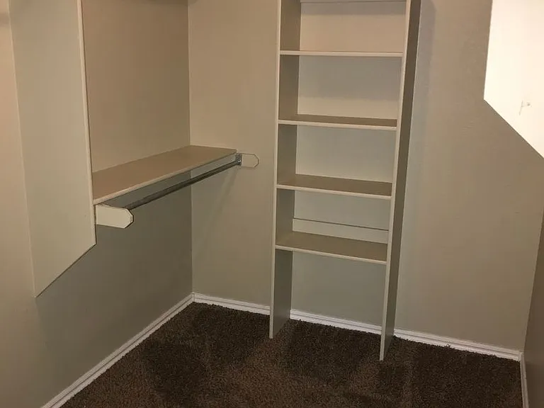 1731 Concord Dr — Photo 8