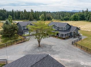 35602 68th Ave E, Eatonville, WA 98328