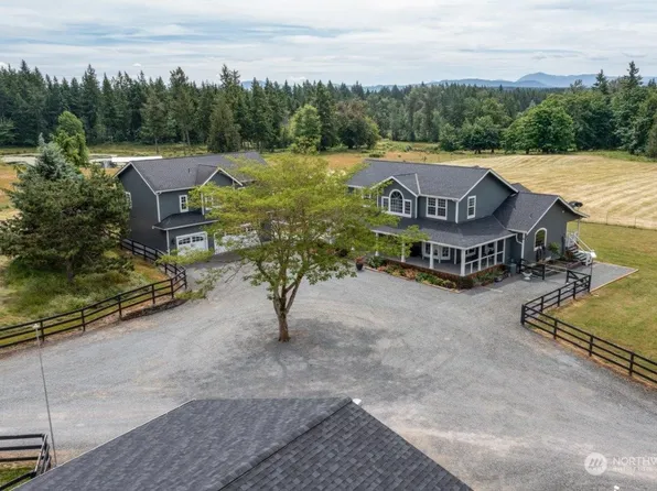 35602 68th Avenue E, Eatonville, WA 98328