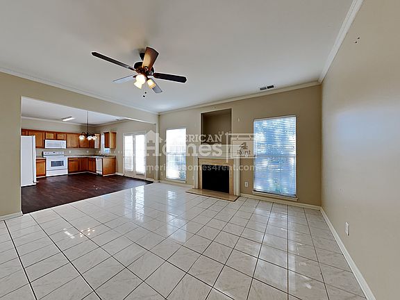 4th image of 106 S Audubon Ave