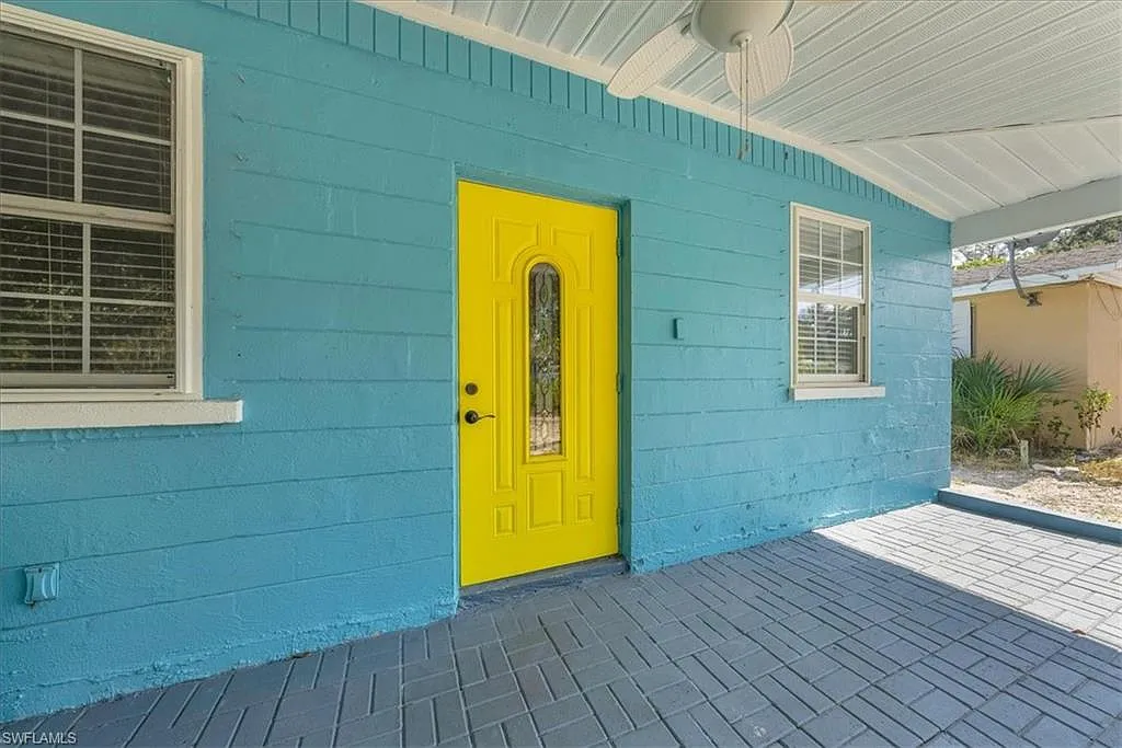 2 bed, 1.0 bath, 840 sqft, $2,800 — Photo 2