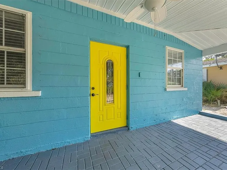 2750 Manorca Ave #A — Photo 2