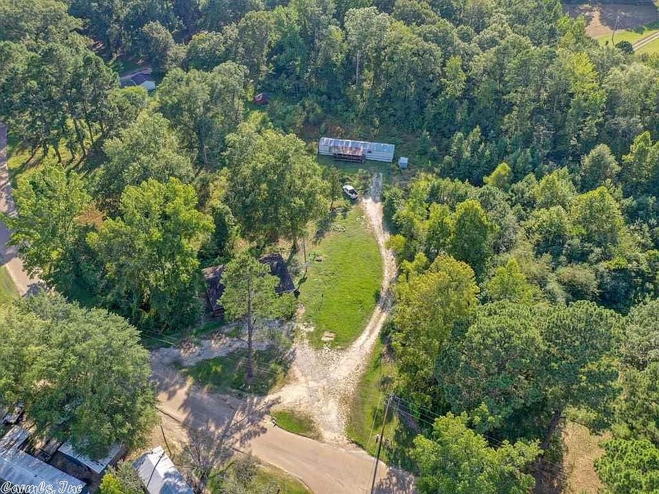 2nd image of 1083 Gifford Rd