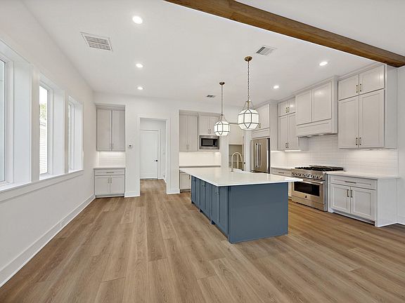 4th image of 1203 E 27th St