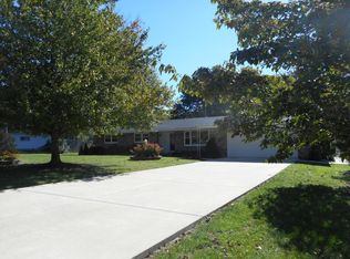 1292 E Sammy Ln, Springfield, MO 65804