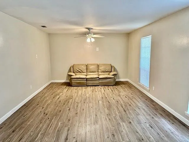 4 bed, 2.0 bath, 1591 sqft, $1,550 — Photo 4