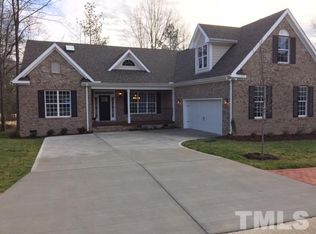 1113 Champions Pointe Dr, Durham, NC 27712
