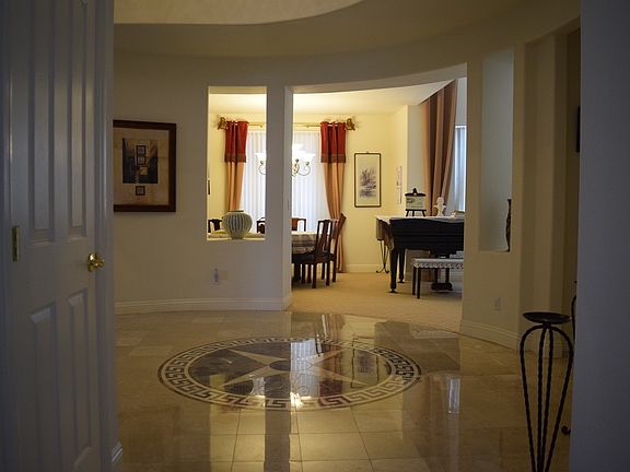 4th image of 1572 Deer Hollow Way