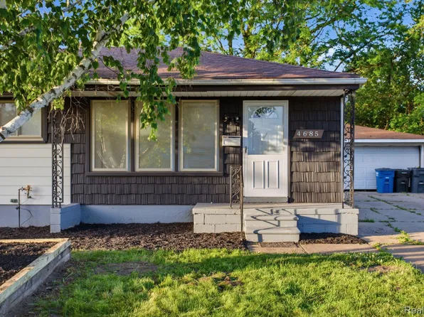 4685 Julius Blvd, Westland, MI 48186