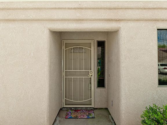 2nd image of 2513 N McCulloch Blvd #103